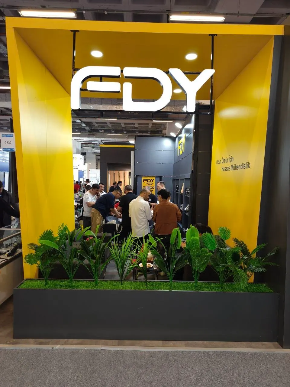 FDY Automotive auf der Automechanika Istanbul 2026 – Foto 4