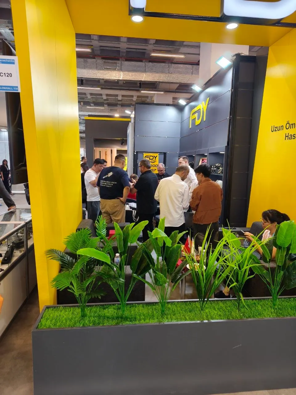 FDY Automotive auf der Automechanika Istanbul 2026 – Foto 5